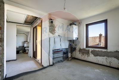 Casă cu 2 camere cu Teren 567 Mp în Vest - 6
