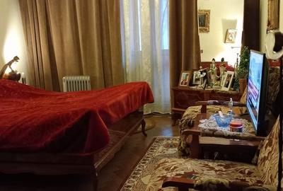 Apartament cu 3 camere în Tractorul - 2