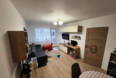 Apartament cu 3 camere decomandat, mobilat în Valea Lupului