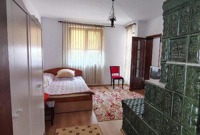 Casă cu Teren 917 Mp în Stâlpu - 7