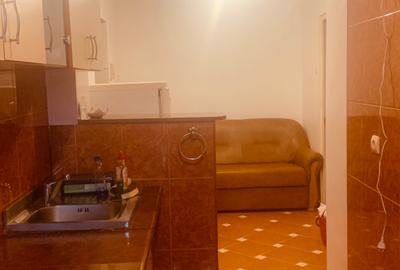 Garsoniera Timpuri Noi, 10 minute de metrou, mobilata si utilata complet, libera - 18