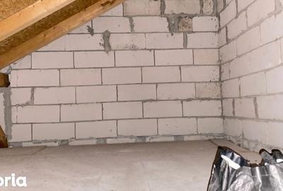 Apartament cu 2 camere decomandat în Ștrand - 3