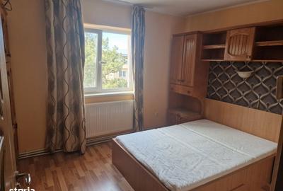 Apartament cu 2 camere semidecomandat, mobilat în Central - 4