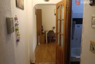 Apartament cu 2 camere de vanzare la etaj 4 zona Sagului Apartament cu 2 camere de vanzare la etaj 4 zona Sagului - 3