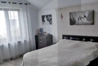 Casă cu 5 camere cu Teren 400 Mp în Berceni