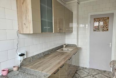 Apartament cu 2 camere decomandat în Lacul Tei - 10