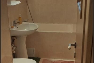 Garsonieră semidecomandată în Eroii Revoluției