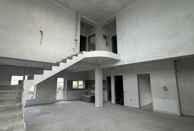 Casă cu 4 camere în Central - 6