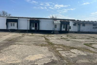 Casă cu 4 camere în Exterior Vest - 1