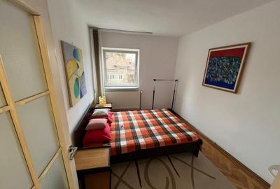 Apartament 3 camere Traian etaj 1 cu centrala - 1