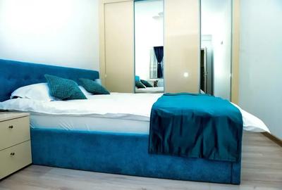 Apartament cu 2 camere semidecomandat, mobilat în Banu Manta
