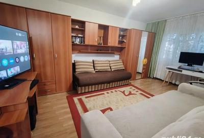 Garsonieră decomandată în Nicolina