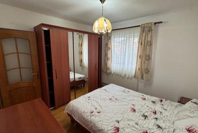 Apartament cu 2 camere, zona Racadau - 3