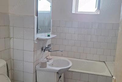 Apartament cu 3 camere decomandat în Tineretului - 4