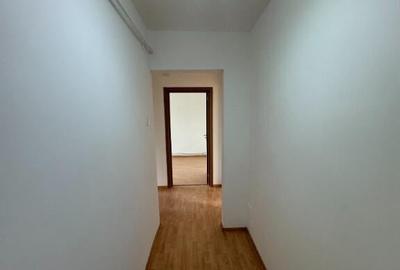 De vanzare apartament cu 3 camere - 3
