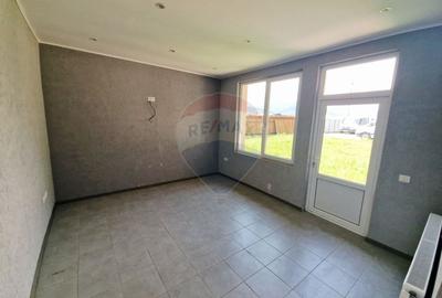 Spatiu multifunctional de inchiriat, 5 km de Piatra Neamt - 14