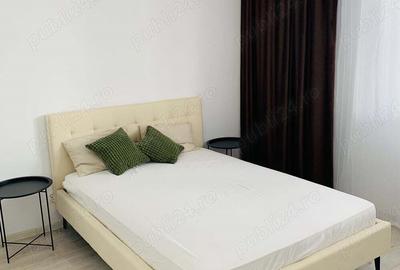 Apartament cu 3 camere decomandat în Metalurgiei