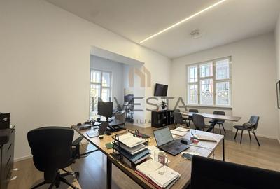 Casă individuală cu 5 camere cu Canalizare în Andrei Mureșanu - 1