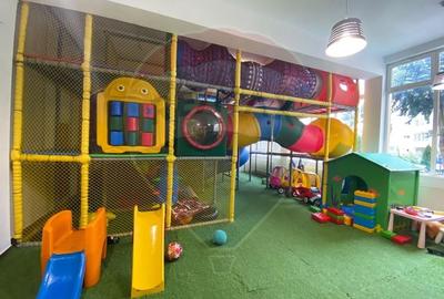Inchiriez loc de joaca + sala evenimente, spatiu versatil activitati - 1