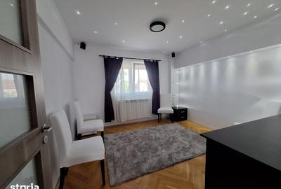 Apartament cu 3 camere decomandat, mobilat în Lipovei - 14