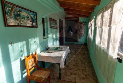 Casă cu 4 camere cu Teren 390 Mp în Peștenița - 26