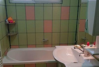 Apartament cu 2 camere semidecomandat în Olteniței