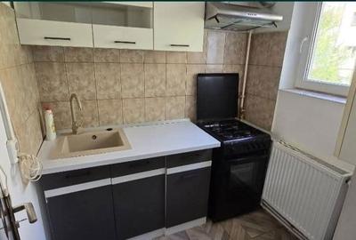 Garsonieră decomandată în Uiești - 2