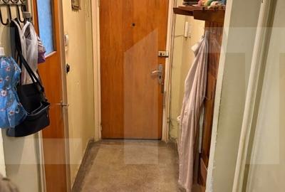 Apartament cu 2 camere - Piata Veteranilor - 5 min metrou, de renovat Apartament cu 2 camere - Piata Veteranilor - 5 min metrou, de renovat - 9