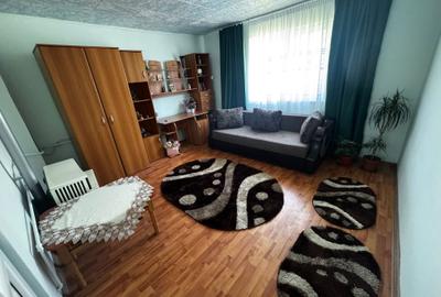 Casă cu 4 camere în Tritenii-Hotar - 8