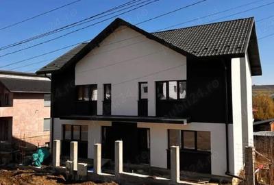 Casă cu Teren 250 Mp în Bucium