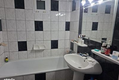 Apartament cu 3 camere în Central - 1