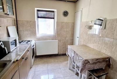 Apartament cu 3 camere semidecomandat în Girocului - 3