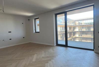 Apartament cu 4 camere în Central