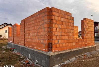 Casă cu 4 camere cu Teren 400 Mp în Nimigea - 1