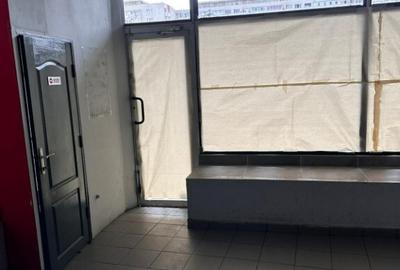 Spatiu Comercial,Metrou 1 Mai, Trafic pietonal intens. - 3