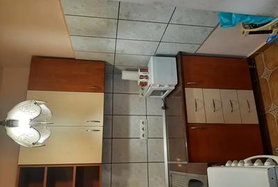 Garsonieră decomandată în Central - 8