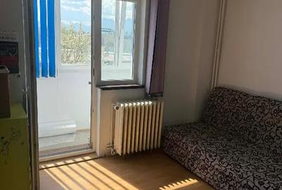 Apartament cu 2 camere decomandat în Triaj - 3