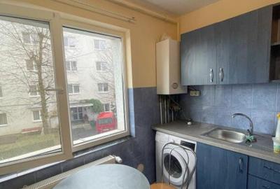 Apartament de 2 camere, 47 mp, zona Piata Izvoare - 1