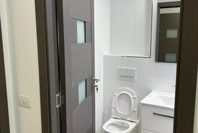 Vand garsoniera complet renovata