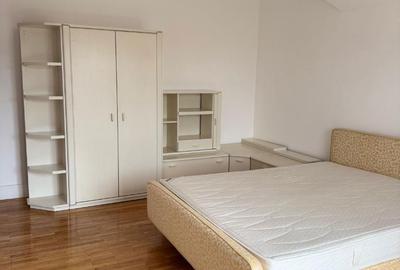 Casă cu 4 camere în Central - 7