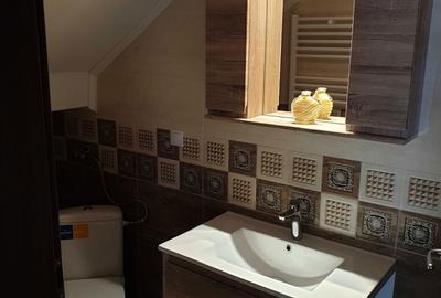 Casă cu 4 camere cu Teren 400 Mp în Iosia - 1