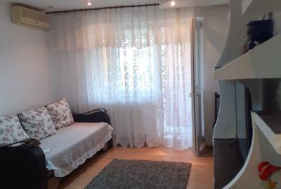 Apartament cu 3 camere decomandat în Central - 3