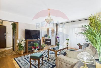 Apartament cu 3 camere semidecomandat în Unirii