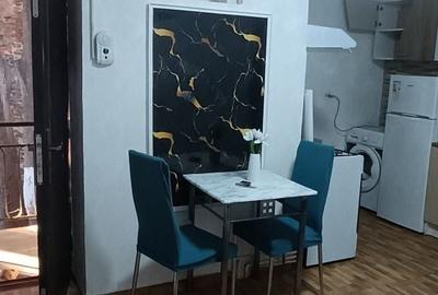 Apartament cu 2 camere decomandat în Central - 1