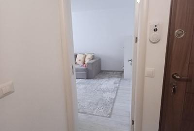 Apartament cu 2 camere decomandat în Sud