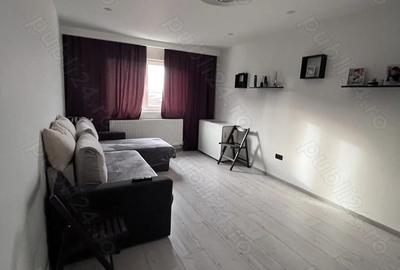 Apartament cu 2 camere decomandat în Central - 2