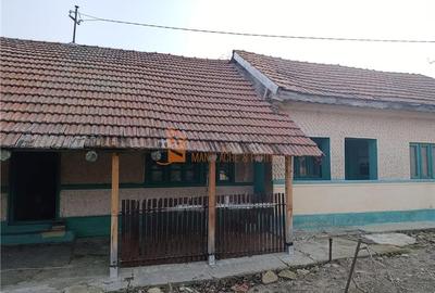 Casă individuală cu 5 camere cu Teren 2100 Mp în Ulmeni - 3