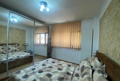 Apartament cu 2 camere decomandat, mobilat în Polonă - 12