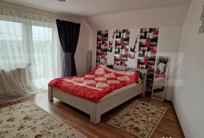 Casă cu 6 camere cu Teren 941 Mp în Sânmartin - 1