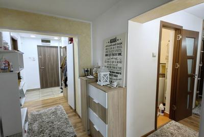 Apartament cu 4 camere decomandat în Central - 19